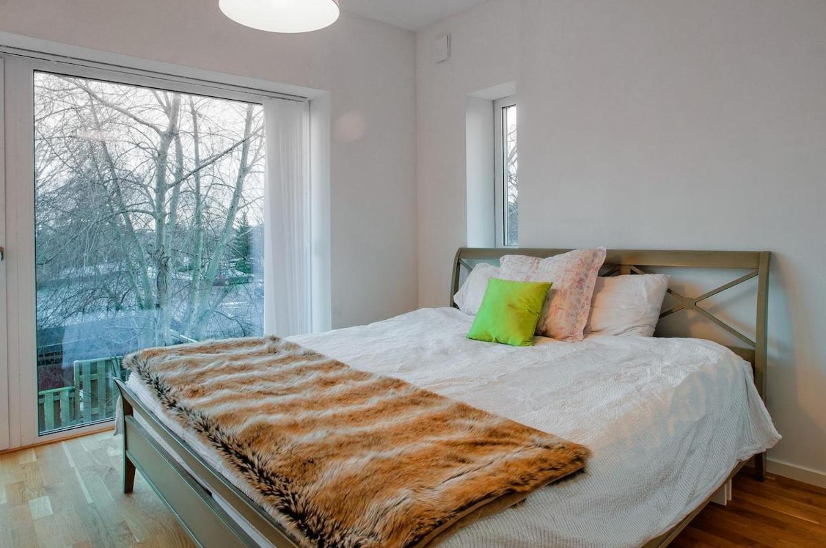 Townhouse On Arlanda Stockholm Metro Line - Easy Checkin Villa Sollentuna Luaran gambar