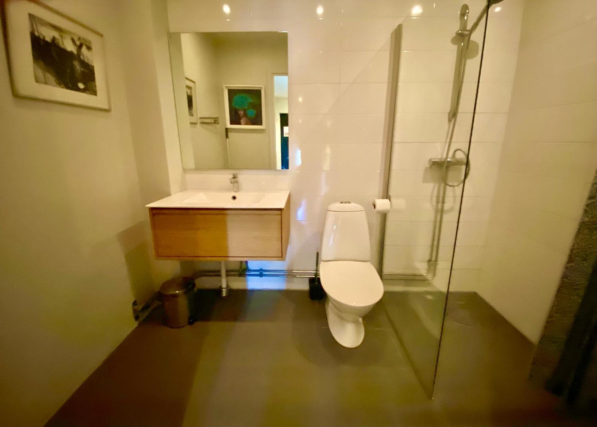 Townhouse On Arlanda Stockholm Metro Line - Easy Checkin Villa Sollentuna Luaran gambar